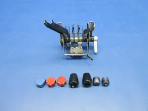 Piper PA-34-200T Seneca II Engine Control Quadrant Assy P/N 95136-03 (0524-1264)